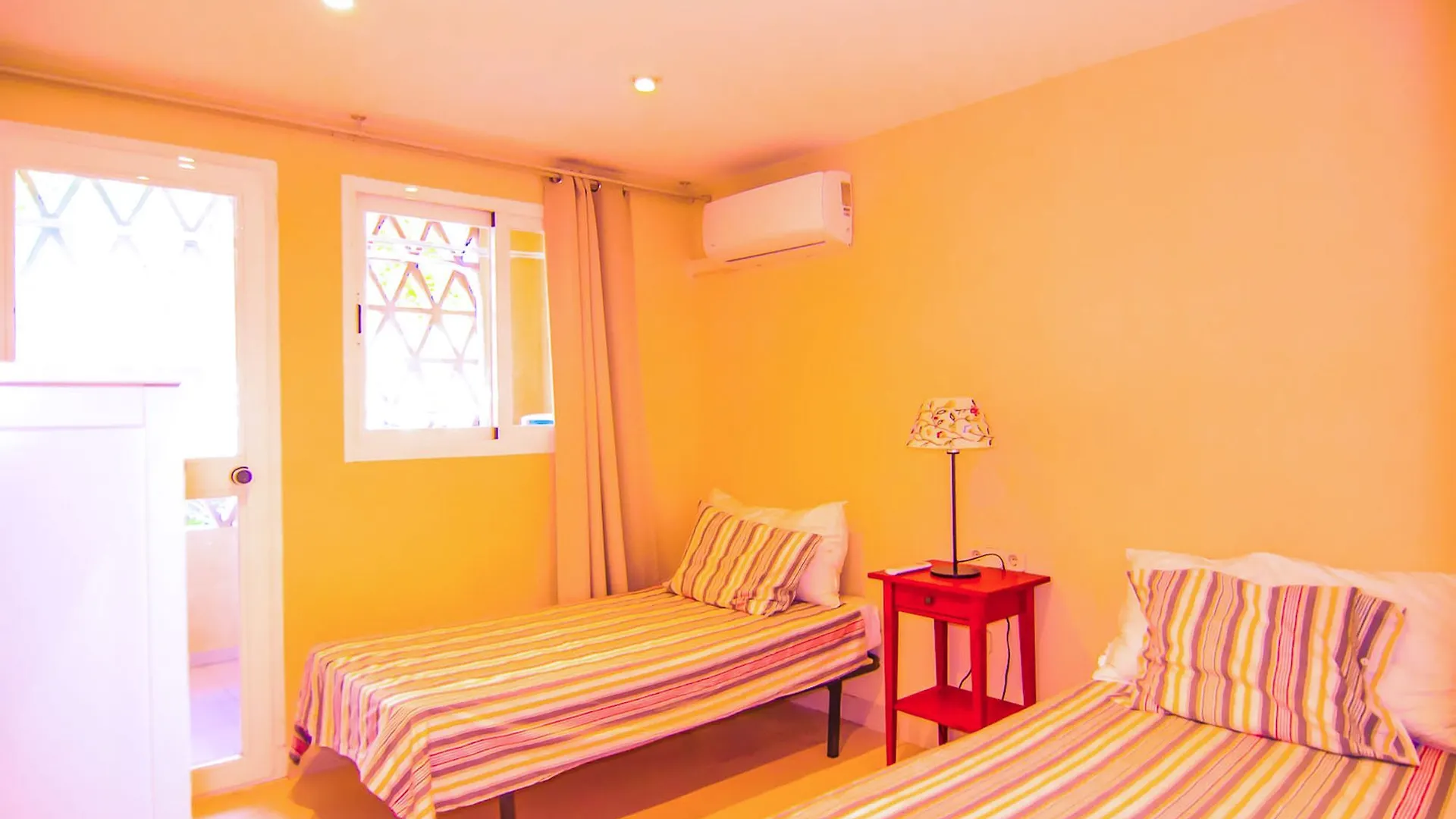 מארבלה Oleholidays Apartamento Hacienda Playa IV