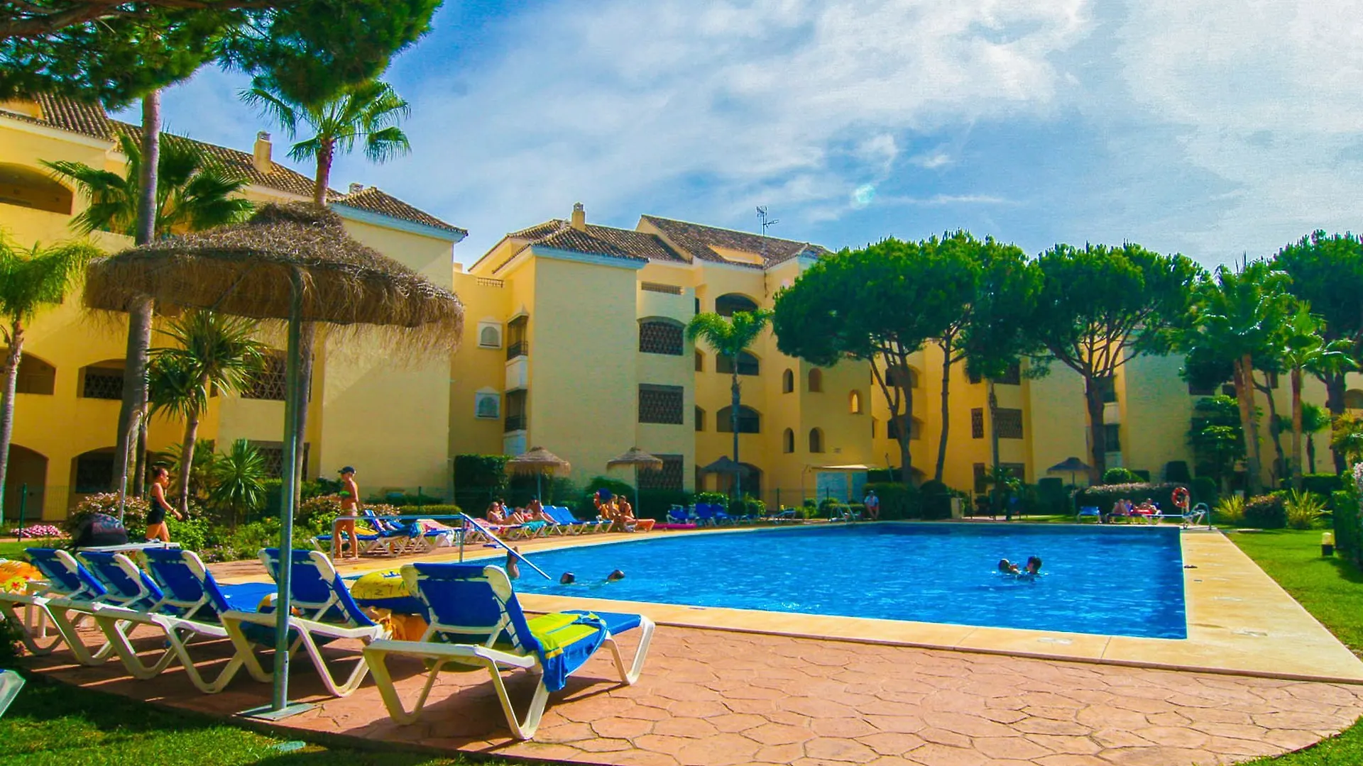 מארבלה Oleholidays Apartamento Hacienda Playa IV דירה